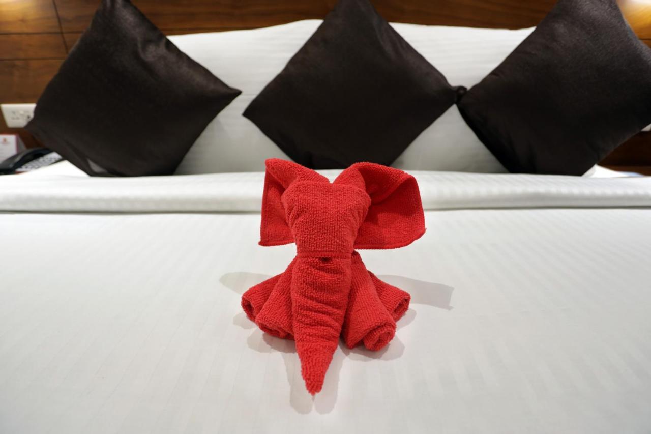 Iswarya Residency Hotell Kottayam Eksteriør bilde