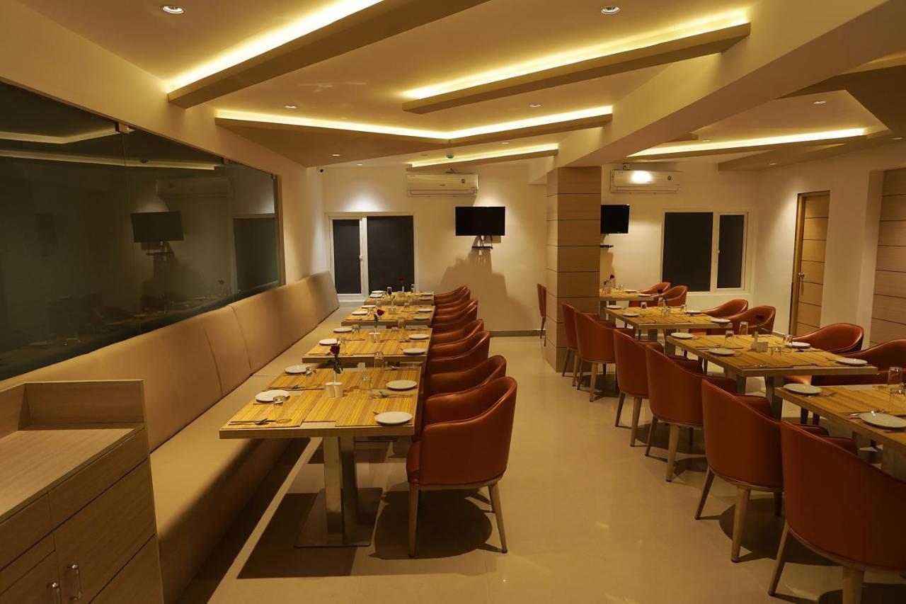 Iswarya Residency Hotell Kottayam Eksteriør bilde