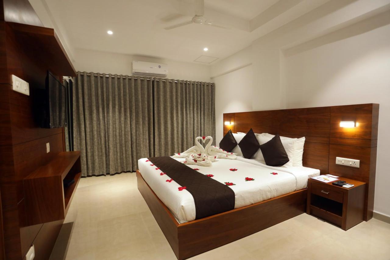 Iswarya Residency Hotell Kottayam Eksteriør bilde