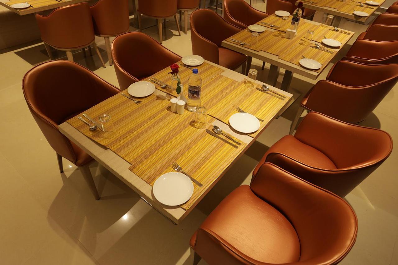 Iswarya Residency Hotell Kottayam Eksteriør bilde