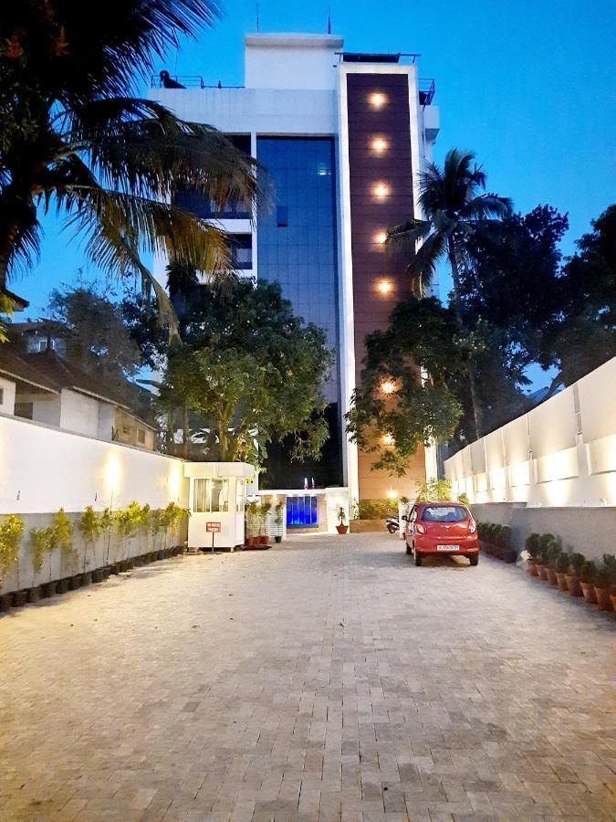 Iswarya Residency Hotell Kottayam Eksteriør bilde